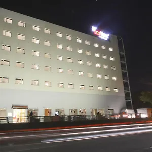 Red Fox Hotel, Hotel Chandigarh